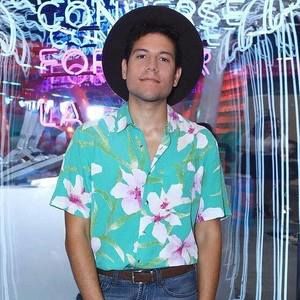 Meet your Posher, Iván